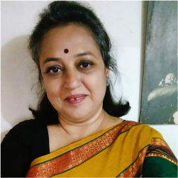 Swati Pednekar, mother of Vallarie Apte